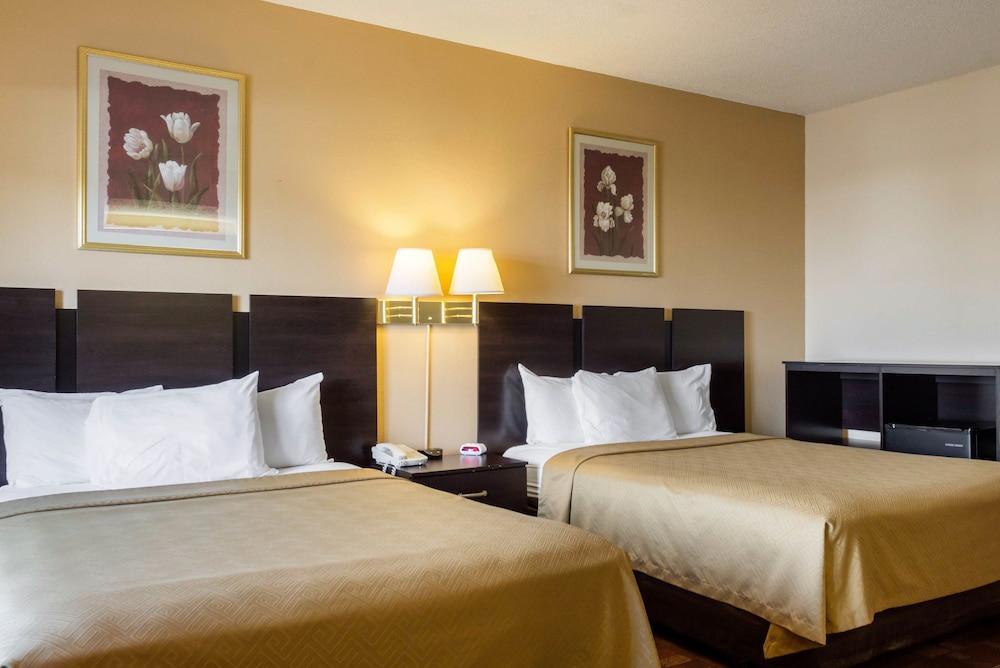 Econo Lodge Luverne I-90 Buitenkant foto